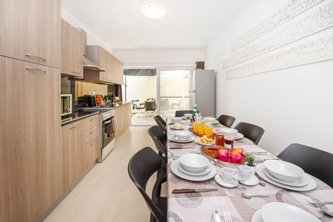 Summer Breeze 3 Bedroom Family Maisonette With Sunny Terrace In Mellieha - By Getawaysmalta Zewnętrze zdjęcie