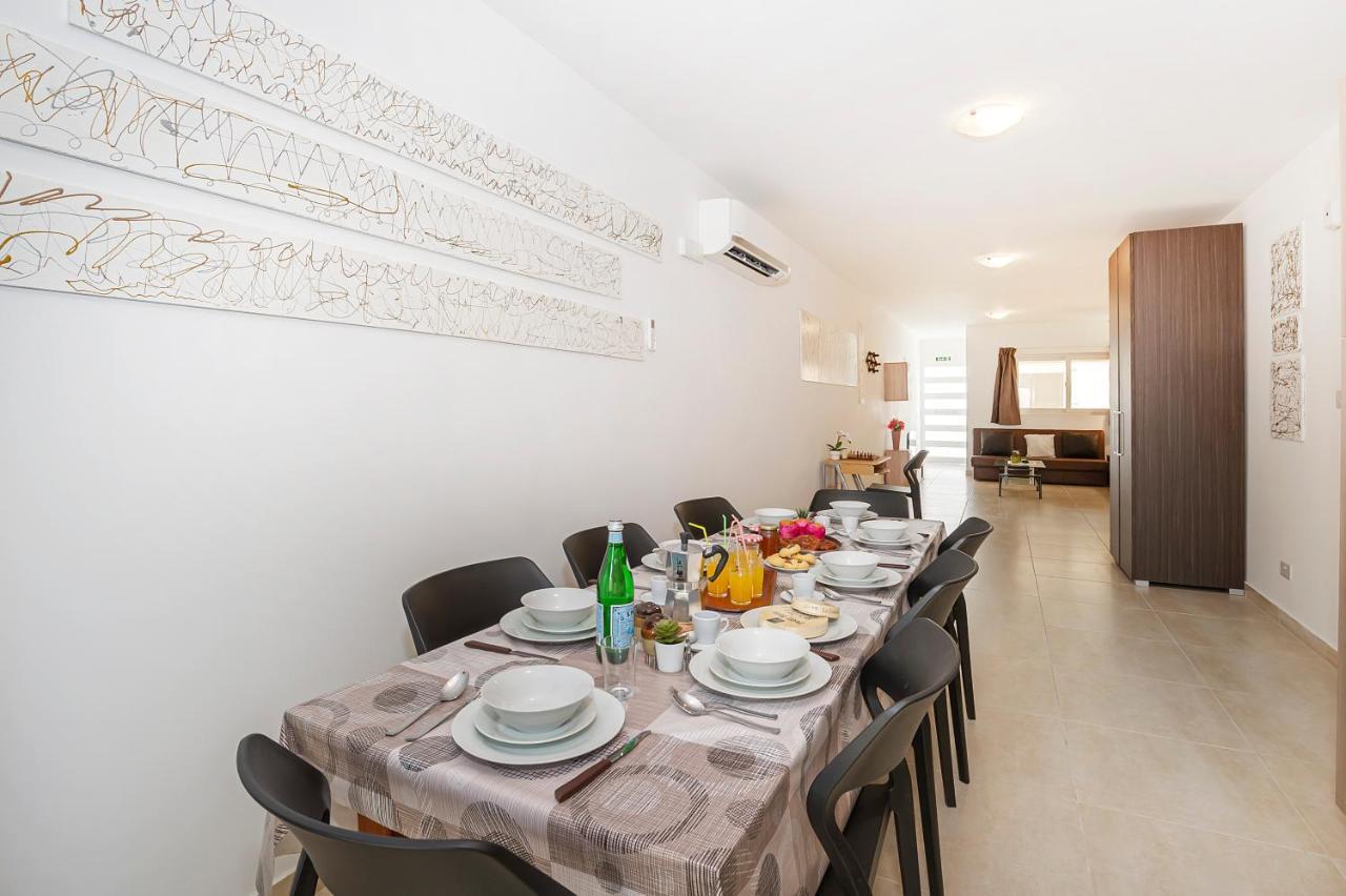 Summer Breeze 3 Bedroom Family Maisonette With Sunny Terrace In Mellieha - By Getawaysmalta Zewnętrze zdjęcie