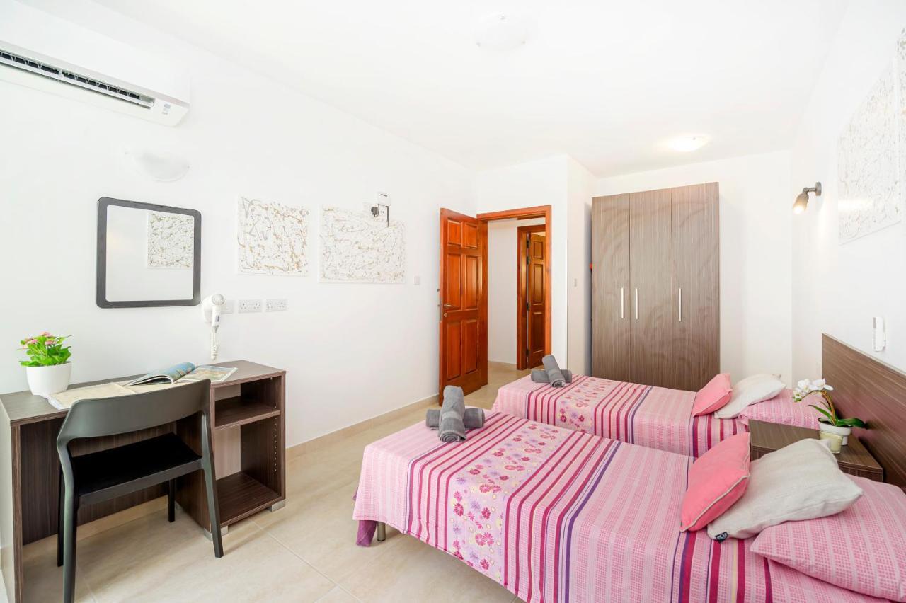 Summer Breeze 3 Bedroom Family Maisonette With Sunny Terrace In Mellieha - By Getawaysmalta Zewnętrze zdjęcie