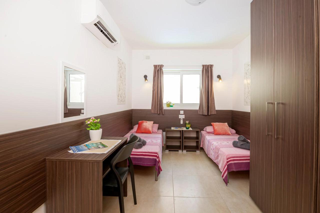 Summer Breeze 3 Bedroom Family Maisonette With Sunny Terrace In Mellieha - By Getawaysmalta Zewnętrze zdjęcie