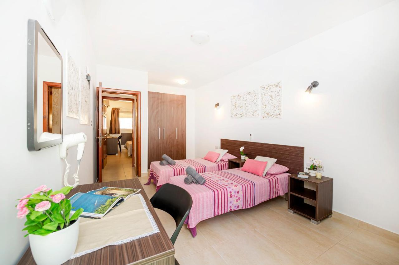 Summer Breeze 3 Bedroom Family Maisonette With Sunny Terrace In Mellieha - By Getawaysmalta Zewnętrze zdjęcie